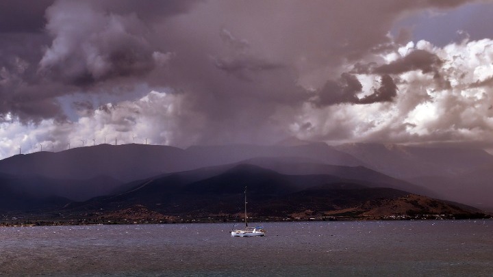 Κακοκαιρία στη βόρεια και κεντρική Ελλάδα με ισχυρές βροχές και καταιγίδες-Συστάσεις της&hellip;