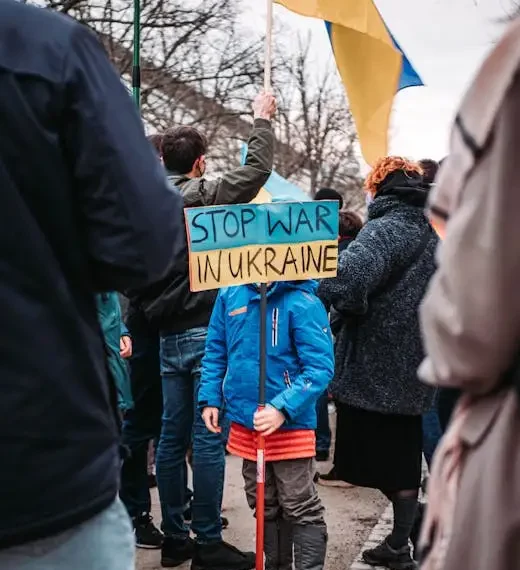 Ουκρανία: Μαζικές διαδηλώσεις κατά του Ζελένσκι για τον&hellip;