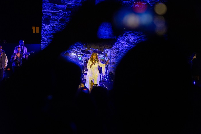 Gloria Gaynor στο Sani Festival: Μια νύχτα που θα μείνει στην ιστορία