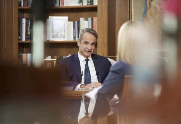 Μητσοτάκης: Συνέντευξη-απάντηση σε Καραμανλή, Σαμαρά, Τσίπρα, Ανδρουλάκη