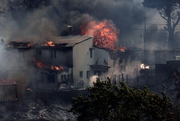 Εθνική Κρίση με πολλαπλά πύρινα μέτωπα