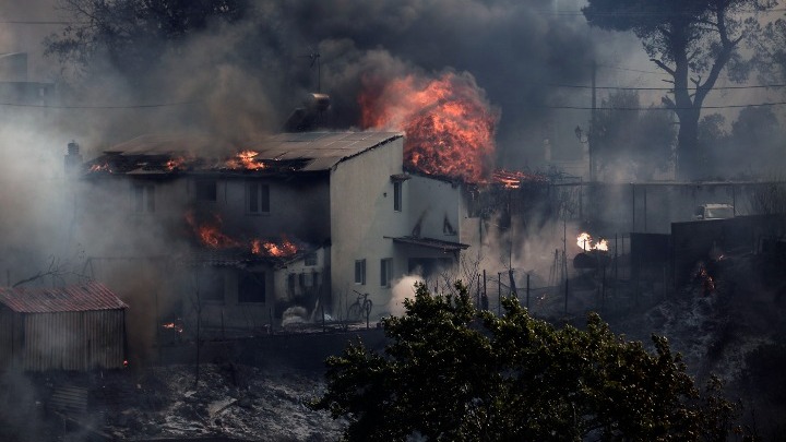 Εθνική Κρίση με πολλαπλά πύρινα μέτωπα