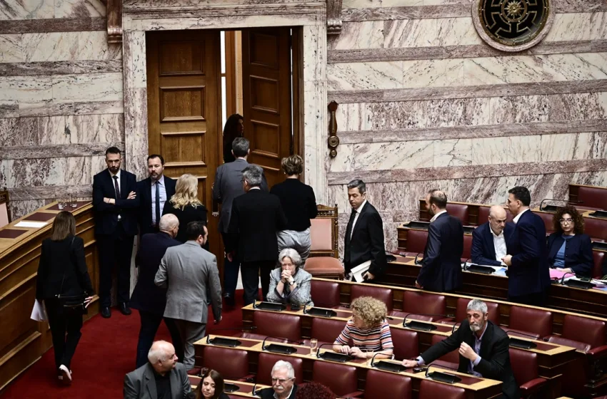 Σε πολιτική απομόνωση η ΝΔ για την παραπομπή&hellip;