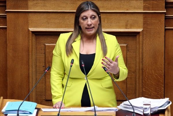 Καταιγιστική Κωνσταντοπούλου στη Βουλή: «Η κυβέρνηση λειτουργεί ως εγκληματική οργάνωση»