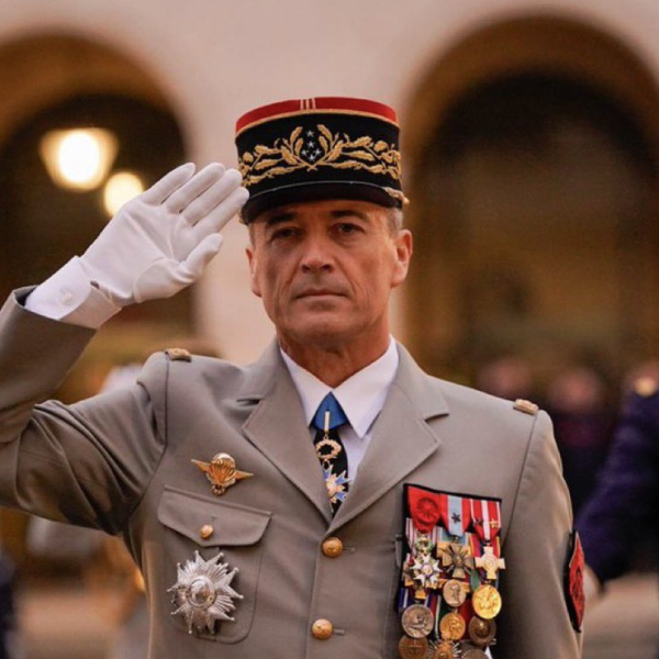 Η Ευρώπη κινδυνεύει να γίνει «θύραμα» αν δεν αποκτήσει στρατιωτική&hellip;