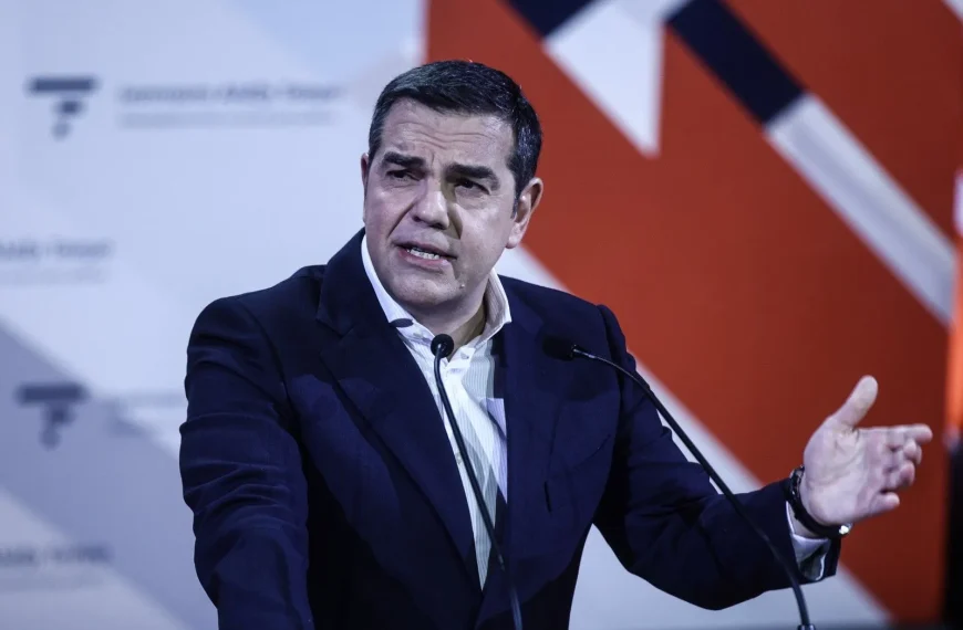 Αλέξης Τσίπρας στη Le Monde: Ήρθε η ώρα να πω την αλήθεια&hellip;