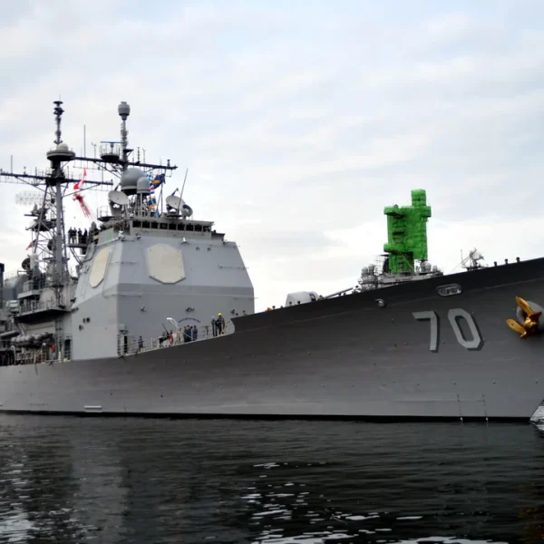 Αμερικανικό αντιτορπιλικό διέρχεται τη Διώρυγα του Παναμά – Κλιμακώνεται η&hellip;