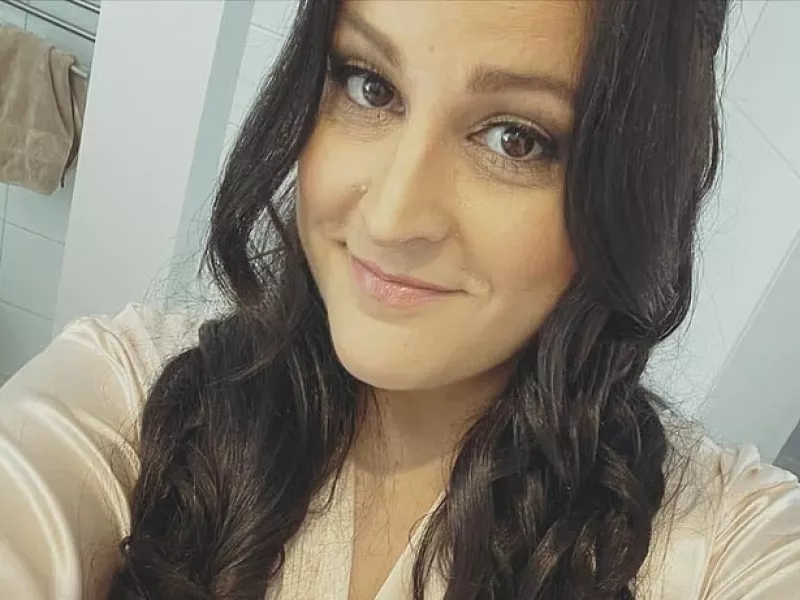 Φρίκη στη Μελβούρνη: Άστεγος δολοφόνησε ομογενή έγκυο και αποκεφάλισε τον σύντροφό της