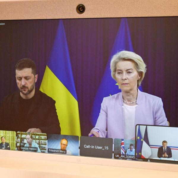 Ευρωπαίοι ηγέτες στην τηλεδιάσκεψη για την Ουκρανία: «Πίεση στη Ρωσία,&hellip;