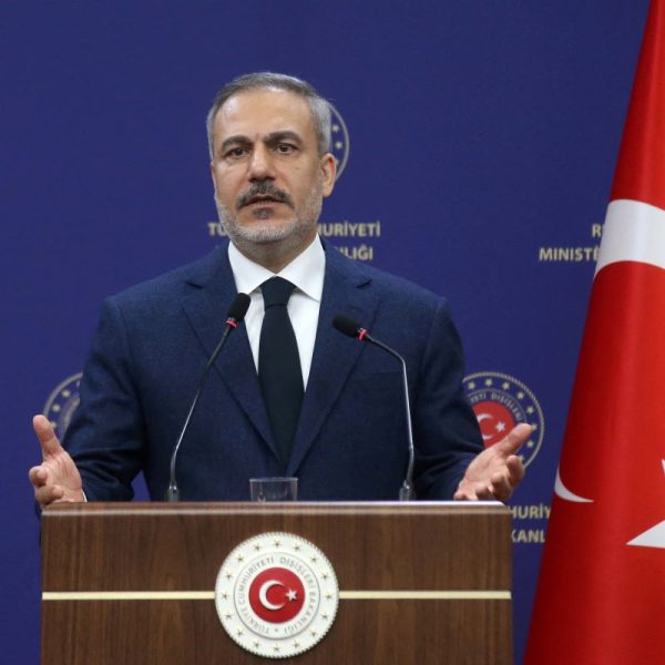 Ένταση στα ελληνοτουρκικά: Επικίνδυνες αιχμές Φιντάν και αυστηρή απάντηση της&hellip;