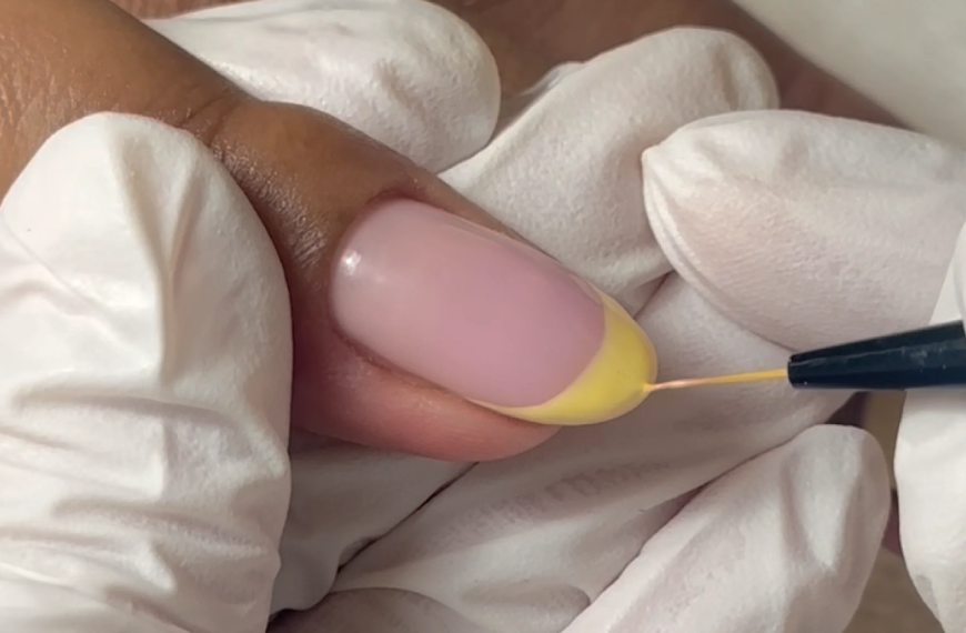 Από 1η Σεπτεμβρίου η απαγόρευση χρήσης τζελ νυχιών με TPO