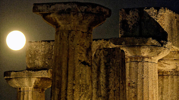 Πανσέληνος του Αυγούστου σε μνημεία, μουσεία και αρχαιολογικούς χώρους