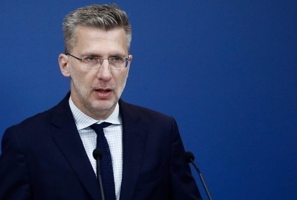 Σκέρτσος κατά Πολάκη: «Νοσταλγοί των μνημονίων όσοι εισηγούνται ανεξέλεγκτες δαπάνες»