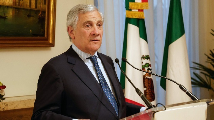 «Η ειρήνη στην Ουκρανία δεν μπορεί να αποφασιστεί χωρίς το Κίεβο και την…