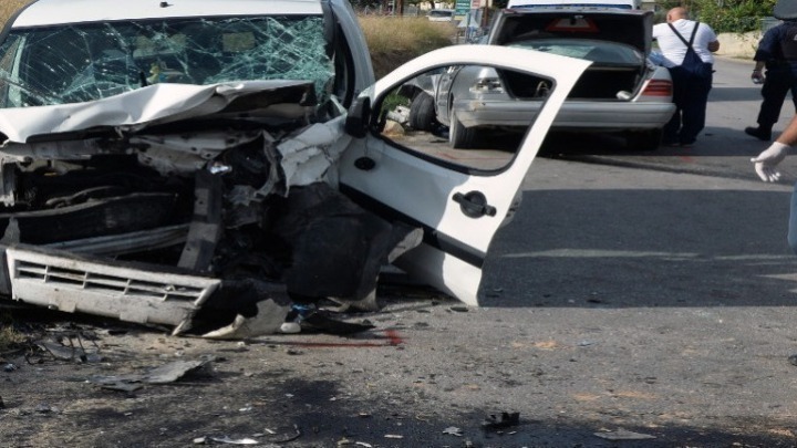 Θεσσαλονίκη: Δύο θανατηφόρα τροχαία τα ξημερώματα με θύματα έναν 22χρονο κι έναν 67χρονο