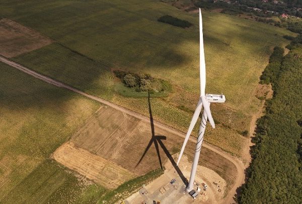 Με ταχείς ρυθμούς οι εργασίες κατασκευής του αιολικού πάρκου του&hellip;