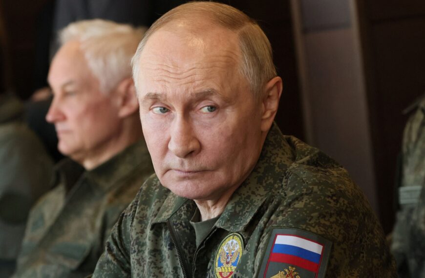 Ο Πούτιν παρακολουθεί τις στρατιωτικές ασκήσεις Ρωσίας-Λευκορωσίας «Zapad-2025»…