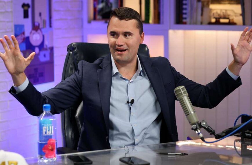 Πυροβολισμός του ακροδεξιού ακτιβιστή Τσάρλι Κερκ σε πανεπιστήμιο&hellip;