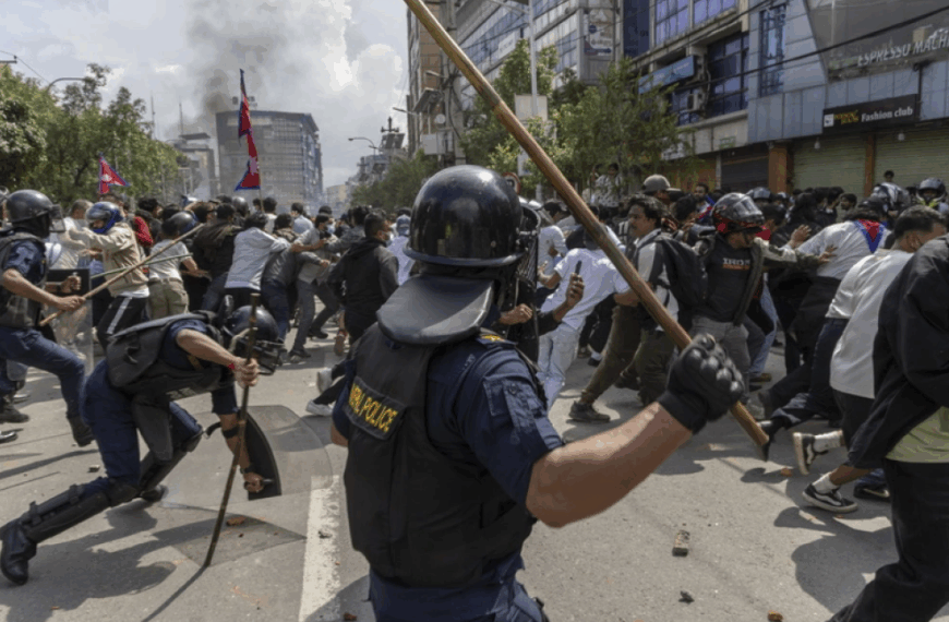 Νεπάλ: Παραίτηση πρωθυπουργού εν μέσω αιματηρών διαδηλώσεων της «Γενιάς Ζ» με 19&hellip;