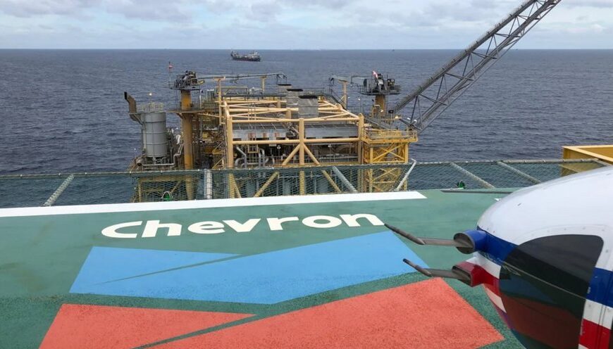 Ανάλυση / Η στρατηγική έλευση της Chevron στην Ελλάδα: Επενδύσεις, γεωπολιτική και η ενεργειακή σκακιέρα