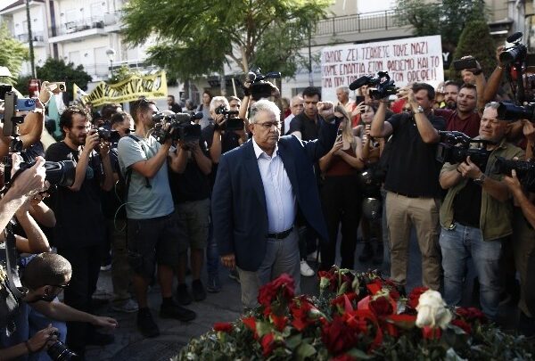 Παραίτηση Μακρόν: Ανοίγει η συζήτηση στη Γαλλία εν&hellip;