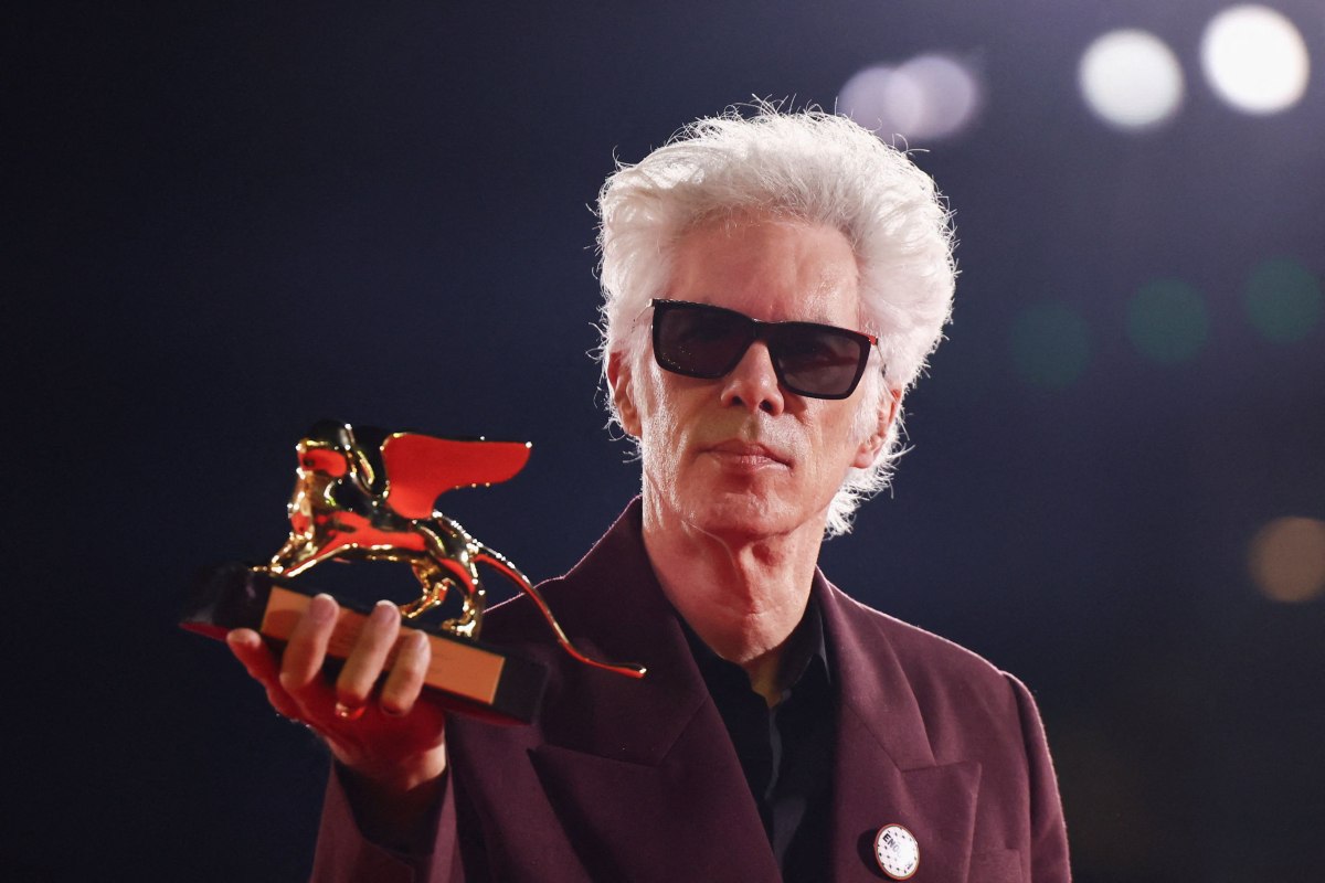 Ο Χρυσός Λέων στον Τζιμ Τζάρμους: Μια ανατροπή στο Φεστιβάλ Βενετίας