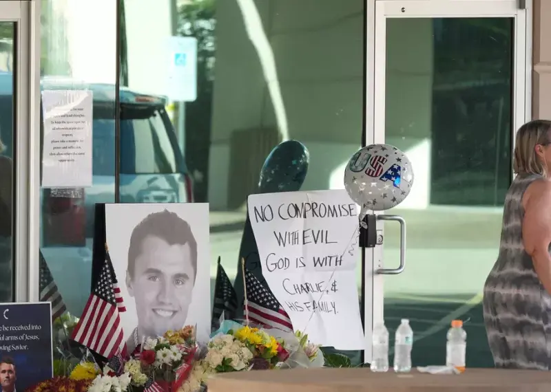 Τσάρλι Κερκ: Ένας νέος ματωμένος κρίκος στην αλυσίδα&hellip;