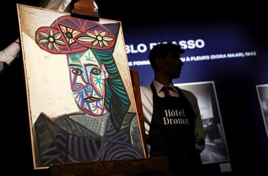 Άγνωστο πορτρέτο της Ντόρα Μάαρ από τον Πικάσο βγαίνει σε δημοπρασία