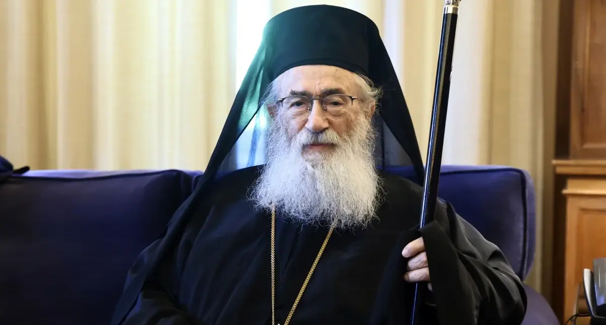 «Φυγαδεύτηκε» στην Αθήνα ο Αρχιεπίσκοπος Σινά Δαμιανός – Σε εξέλιξη οι διαδικασίες διαδοχής…