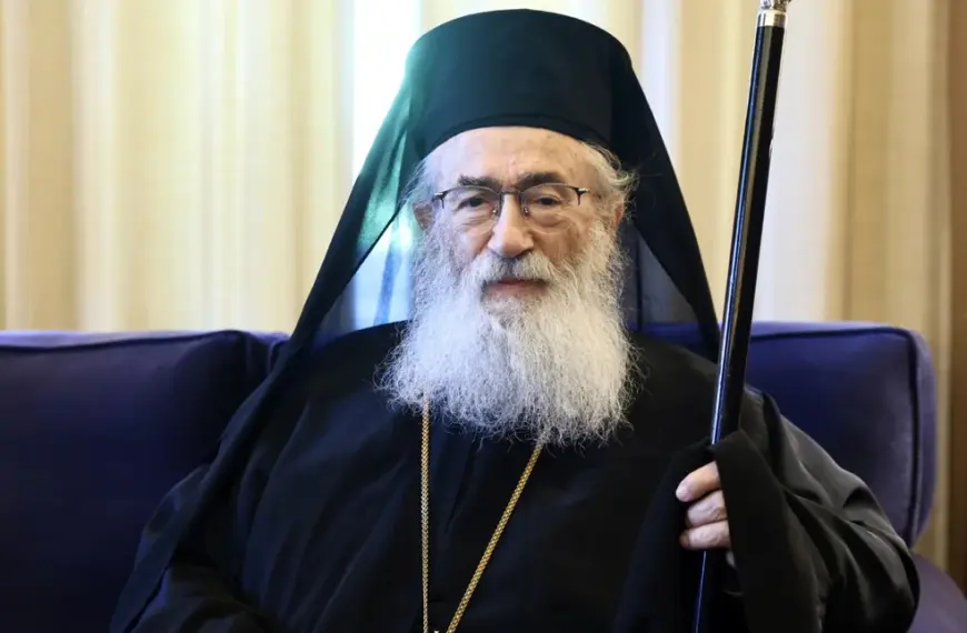 «Φυγαδεύτηκε» στην Αθήνα ο Αρχιεπίσκοπος Σινά Δαμιανός –&hellip;
