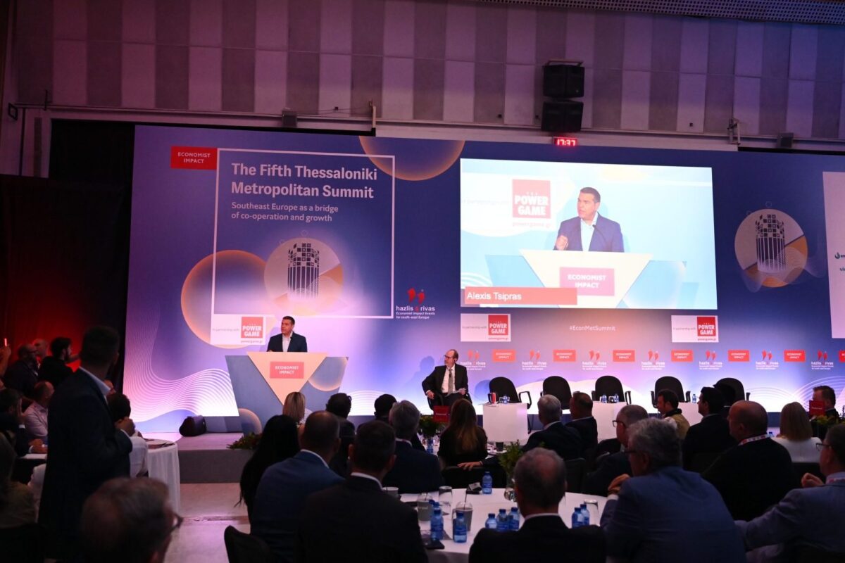 Τσίπρας στον Economist: Η πυξίδα έδειξε Κέντρο