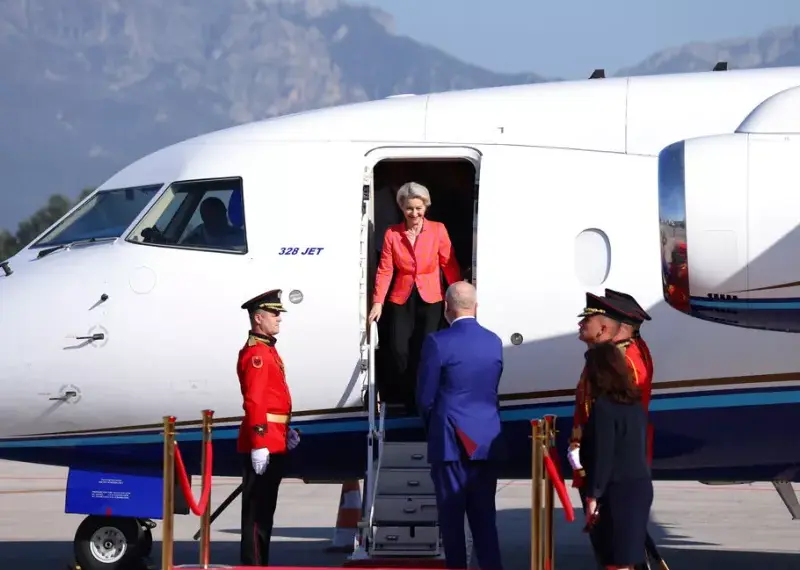 Fake news οι ρωσικές παρεμβολές στο GPS του αεροπλάνου της Ούρσουλα φον&hellip;