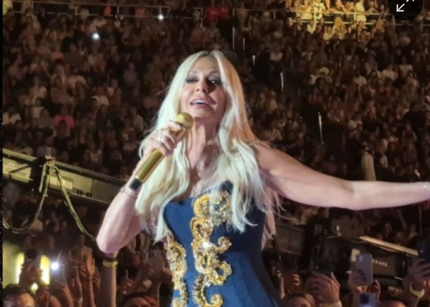 Άννα Βίσση: Δύο sold out συναυλίες-σταθμός στο Καλλιμάρμαρο με 130.000 θεατές