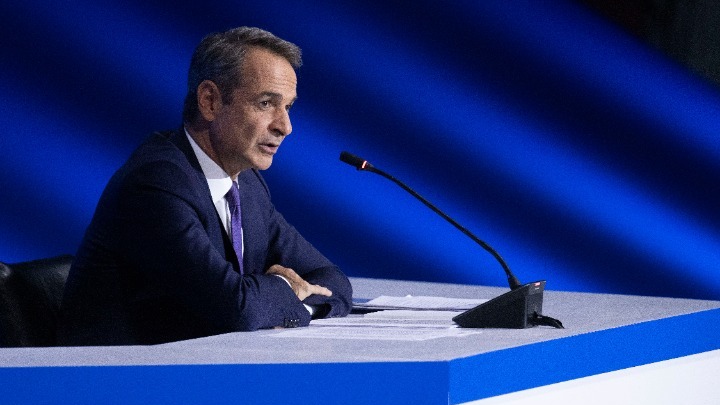 Μητσοτάκης: Γιατί δεν εντάχθηκε ο 13ος μισθός για τους δημοσίους υπαλλήλους