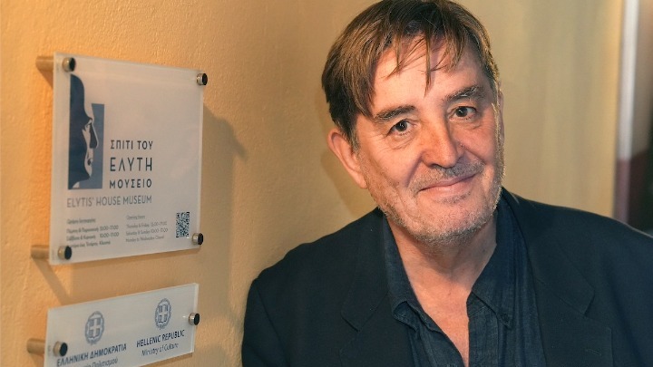 Λουίς Γκαρθία Μοντέρο: Να επιστρέψουμε σε μια ποίηση που καταλαβαίνει ότι είμαστε όλοι ιστορικά όντα